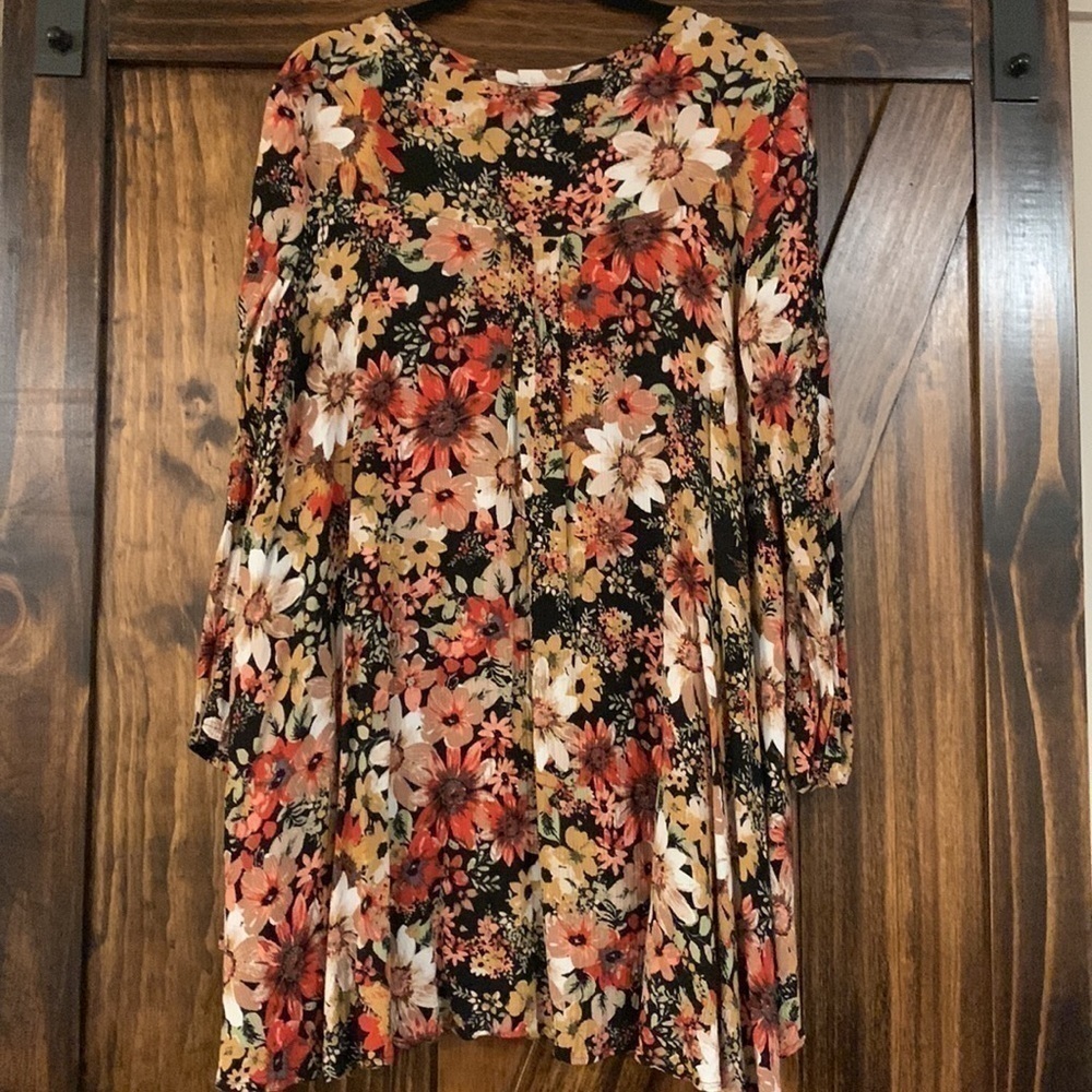 Jodifl Women’s Medium dress - Picture 2 of 10